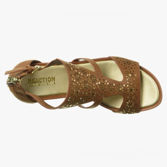 Kenneth Cole Reaction Women's Roll T-Strap Wedge Sandal Size 8 - Picture 2 of 16